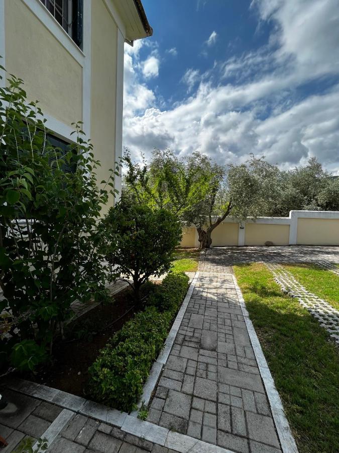 Villa Liana Sourpi Exterior photo