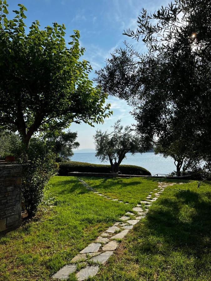Villa Liana Sourpi Exterior photo