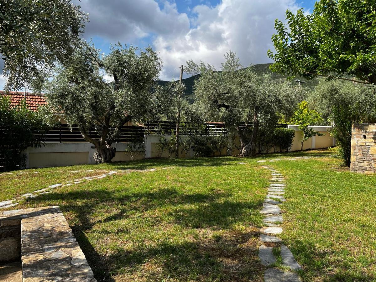 Villa Liana Sourpi Exterior photo